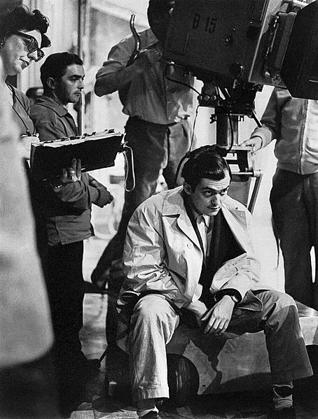 Kubrick on the set of Paths of Glory (1957 publicity photo)