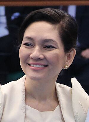 Lady Senators 3rd Regular Session Hontiveros (cropped)