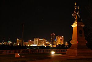 Montefiore hill, Adelaide, at Night