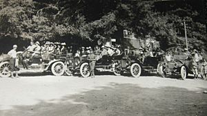 Motorists at Camp Baldy, California, 1919