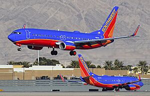 N8616C Southwest Airlines 2013 Boeing 737-8H4 - cn 36914 - ln 4627 (12608580994)