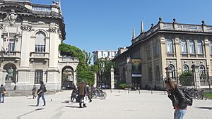 POLIMI Piazza Leonardo da Vinci 32 - on the right the building 3
