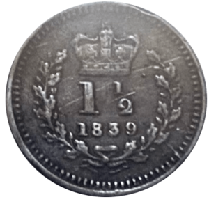 Reverse of a 1839 three halfpence coin.png