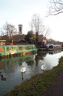St Barnabas by canal Jericho Oxford 20051224.jpg
