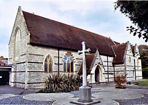 St James the Greater, Pokesdown - geograph.org.uk - 1526879.jpg