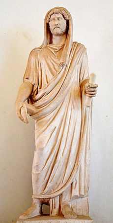 Statue of Hadrian as Pontifex Maximus, 117-138 AD, from Rome, Palazzo Nuovo, Capitoline Museums (13100265983)