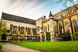 Arlosh Quad, Harris Manchester College.jpg