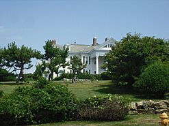 Crossways Mansion, Newport, Rhode Island (4887381765).jpg