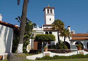 Cultural Center - Former Hotel Riviera - Ensenada, BC - Mexico - 02 (6924922029) (cropped)