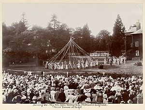 Dancing the May Pole before Wedding Party - Milkmaids in background, Morris Dancers on left (4541056352)