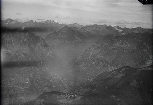 ETH-BIB-Verzascatal, Blick nach Nordnordwesten-LBS H1-009116