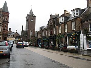 Heading east on Crieff's High Street - geograph.org.uk - 3152513