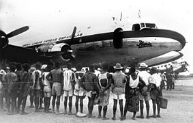 Iberia- vuelo inaugural a Bata (Guinea) (1941) (5811105541)