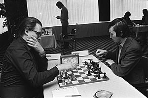 Mikhail Tal vs Jan Hein Donner - Netherlands 1968 