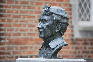 Limerick statues - Frank McCourt