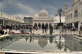 Mausoleum of Meher Ali Shah by Balochlens