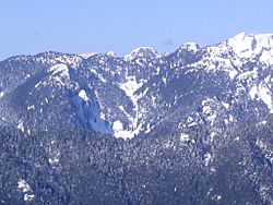 North Shore Mountains (1)