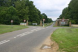 Road to Stowe - geograph.org.uk - 469812