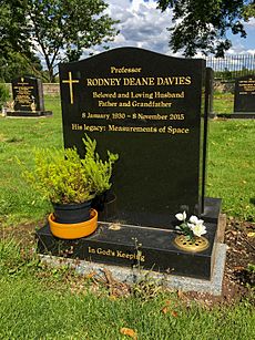Rod Davies gravestone-2