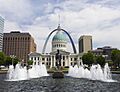 Runner Fountain and Old Courthouse and Arch (5618845531)
