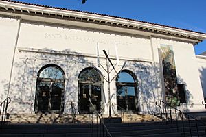 Santa Barbara Museum of Art exterior.JPG