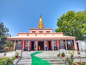 Sarnath Jain Temple (1)