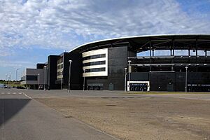 Stadium MK - geograph.org.uk - 1317472