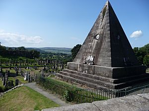 Star Pyramid Stirling 2018-08-31 by Marcok