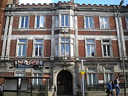 Territorial Army Centre, Lavender Hill SW11 - geograph.org.uk - 2560323.jpg