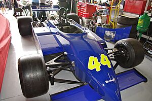 Tyrrell 011 at Silverstone Classic 2011 (1).jpg