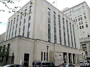 US Court House and PO Building from west on Chestnut Street.jpg
