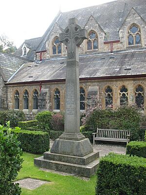 War memorial, South Dulwich - geograph.org.uk - 970242