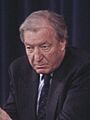 (Charles Haughey) Rueda de prensa de Felipe González y el primer ministro de Irlanda. Pool Moncloa. 25 de abril de 1990 (cropped)