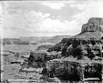 00804 Grand Canyon Historic Havasupai Point from Grand Scenic Divide 1899 (6709534349).jpg