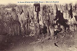 Arcy-sur-Cure grottes 2