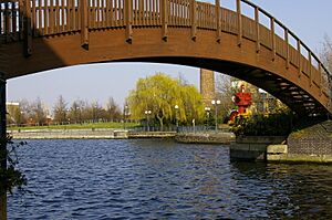 Clipper Quay Footbridge