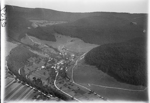 ETH-BIB-Dittingen bei Laufen aus 500 m-Inlandflüge-LBS MH01-002859