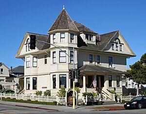 Frank LaVerne Buck House