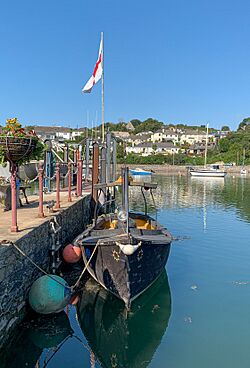 Hooe Lake from Yonder St, Plymouth.jpg