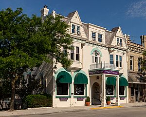 Hotel Laack Plymouth Michigan 2020-9543