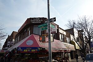 Kings Hwy E 17th St td (2019-03-30) 04 - Stephen J. Solarz Way
