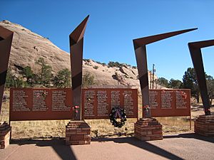 Navajo Nation World War II Memorial (Names)