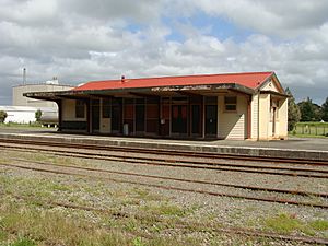 Pahiatua railway station 07