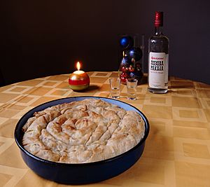 Pita savijača (Rolled pie, Serbian cuisine)