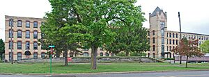 RichardsonSilkMillBeldingMi