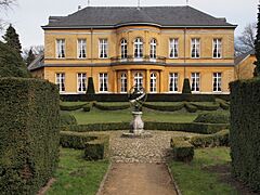 Rijksmonument 36828 Kasteel Oost Valkenburg