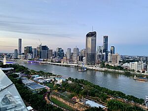 River views of Brisbane CBD, October 2018, 03