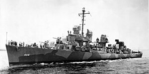 USS Radford (DD-446) underway in 1942.jpg