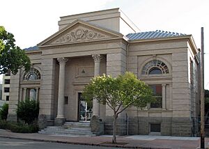 Alameda Free Library (Alameda, CA)