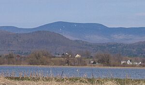 Bread-Loaf-Mountain from Otter-Creek